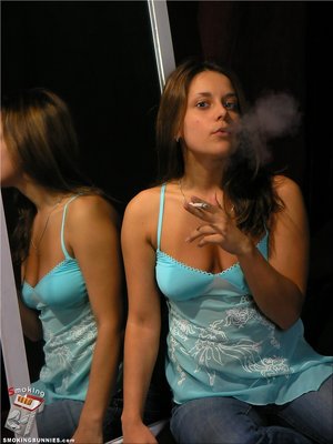 Hot Bunny Promotion pleased to share with you a free photo gallery with Linda in hard fucked scene