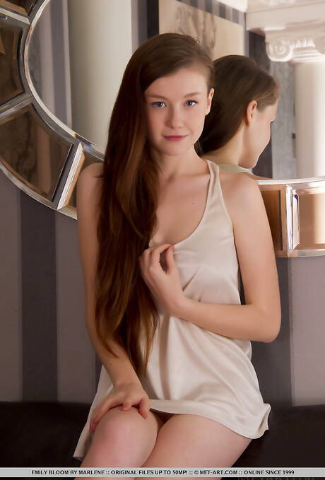 Met Art picture collection featuring Emily Bloom showing nice form