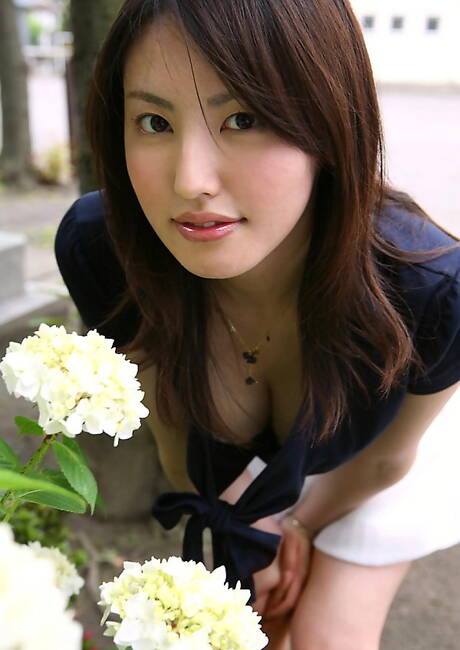 Idols 69 pleased to share with you a free xxx photo gallery with Takako Kitahara exhibit hot shape